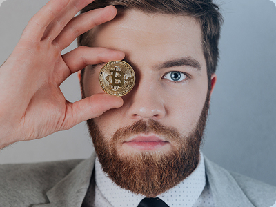 Julian Wolf – Chief Analyst bei Delvonaonix